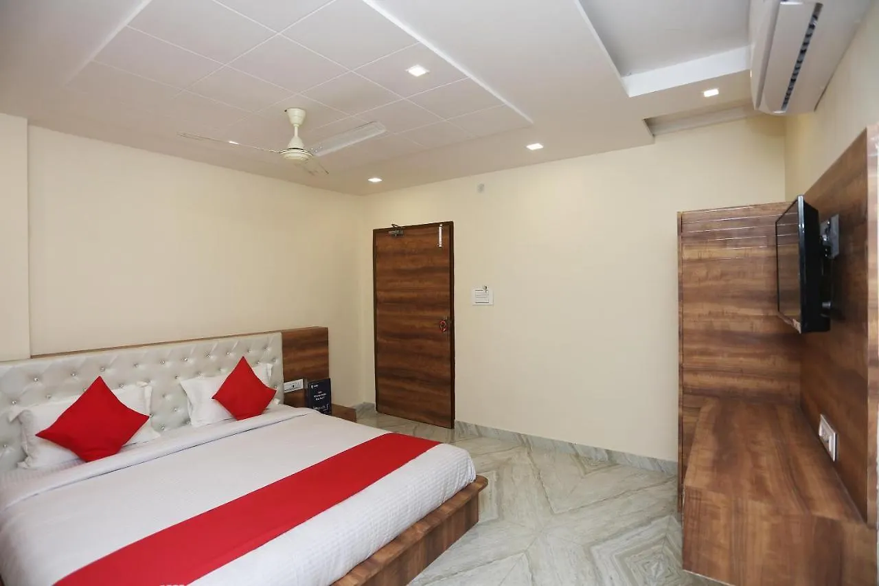 Hotel Oyo Flagship 22216 Sai Palace à Bénarès